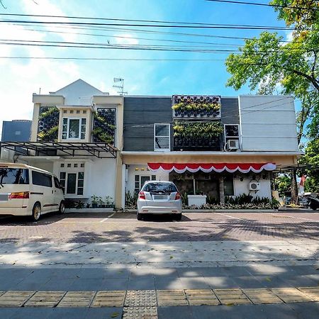 Sky Hotel Buah Batu 1 Bandung Exterior foto