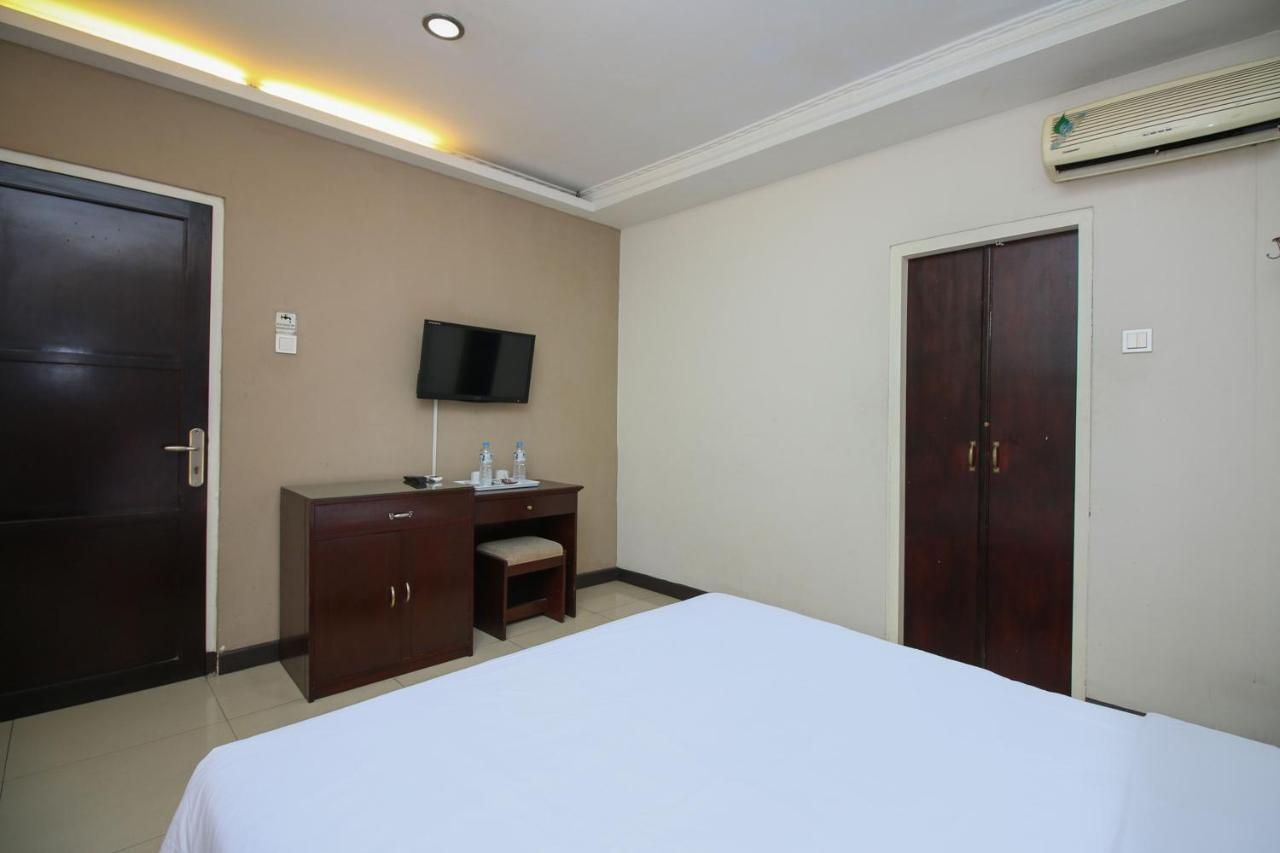 Sky Hotel Buah Batu 1 Bandung Exterior foto