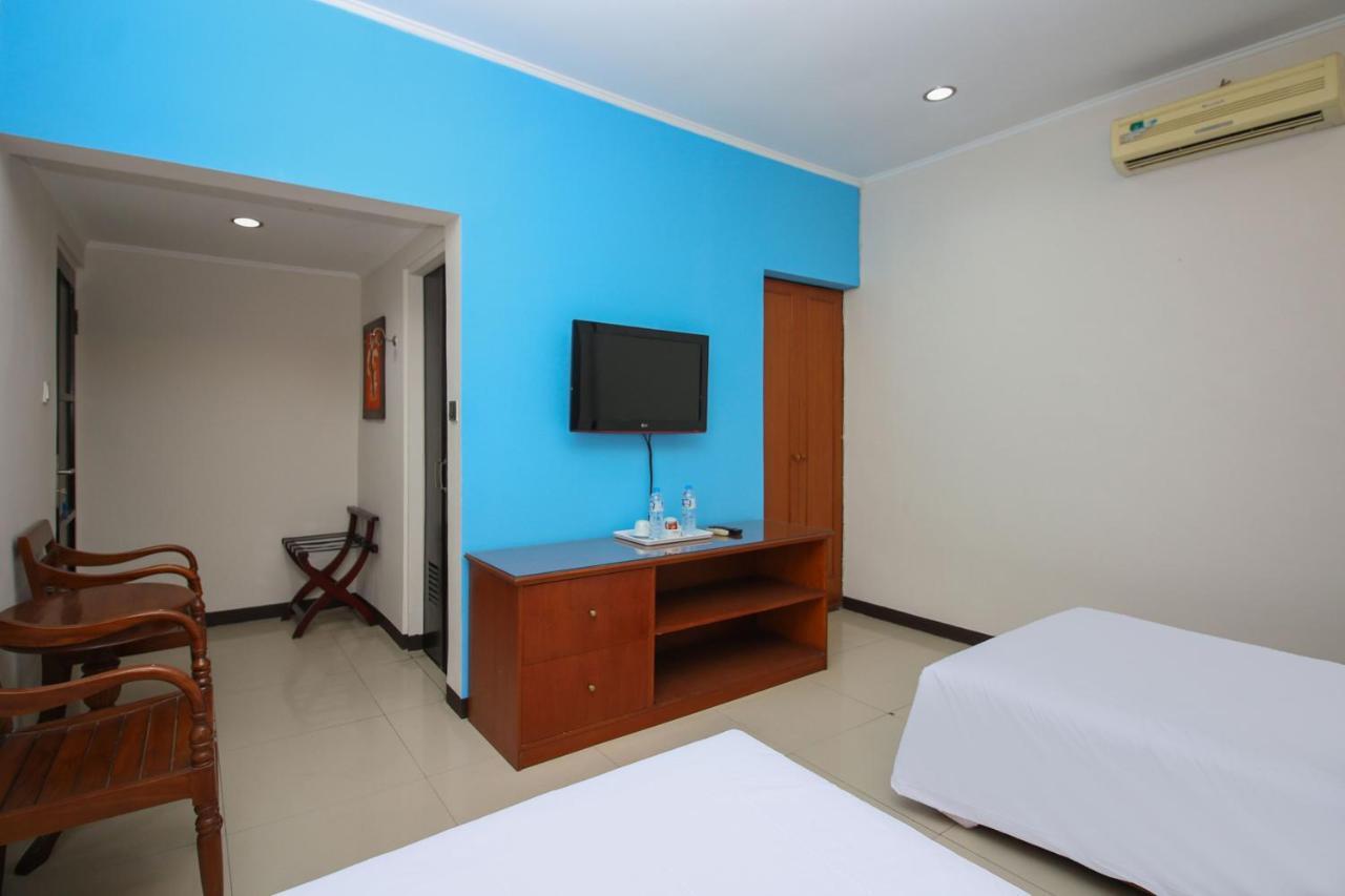 Sky Hotel Buah Batu 1 Bandung Exterior foto